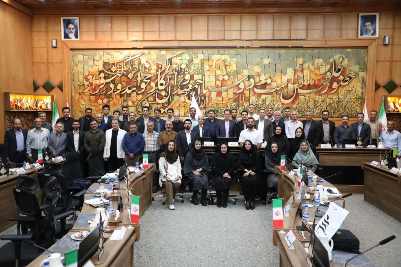 مجمع عمومی سالانه هیئت ورزشهای همگانی استان فارس برگزار شد پیشگامی ورزش همگانی فارس در مسیر تحول